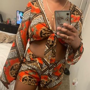 Fashion nova Two piece animal print shorts